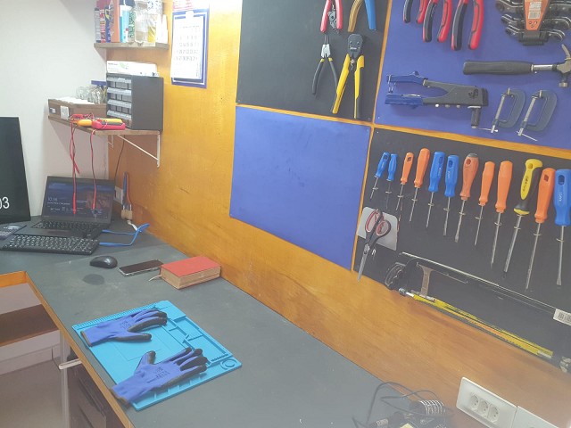 Cell Phone Repair camanducaia