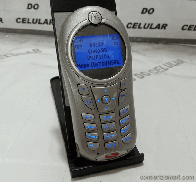 display branco listrado ou azul Motorola C115