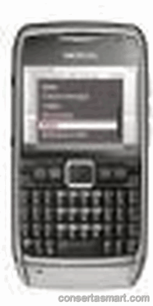 não liga Nokia E71