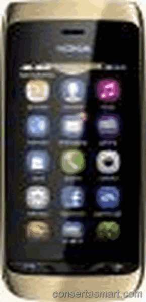 travado no logo Nokia Asha 310